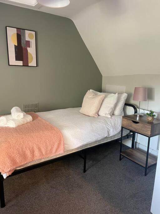 Poplar House-2Bedroom House In Town Centre With Free Parking By Shortstays4U 킹스린 외부 사진